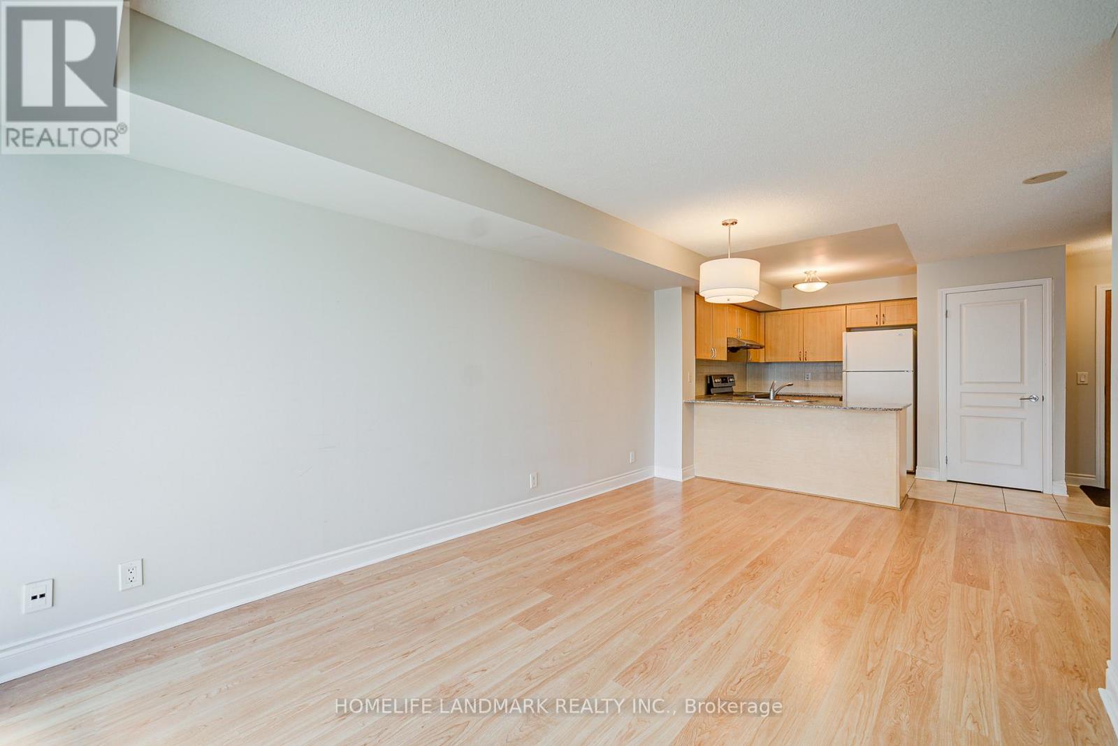 Photo 25 of 311 75 South Town Centre Boulevard, Markham ON