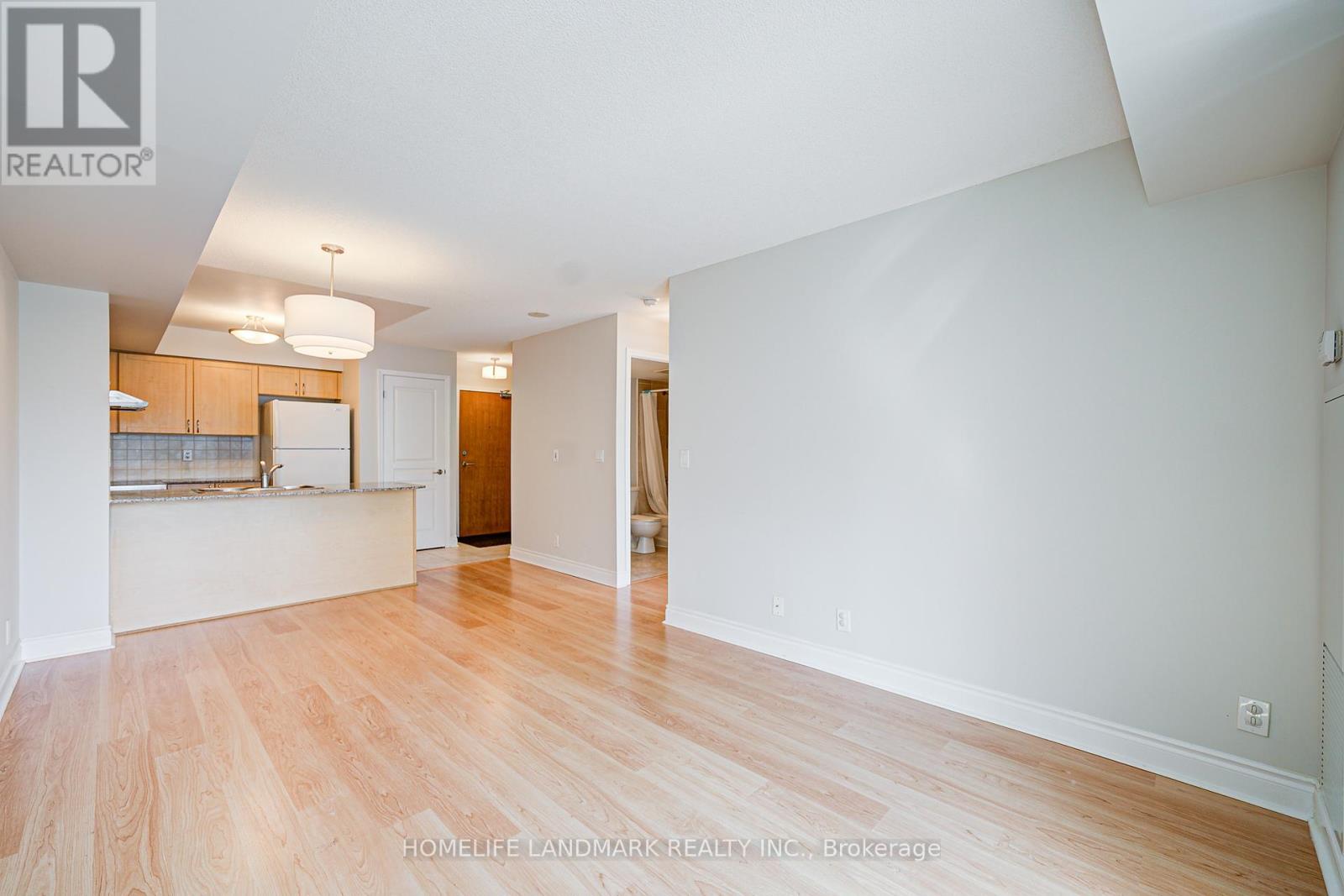 Photo 13 of 311 75 South Town Centre Boulevard, Markham ON