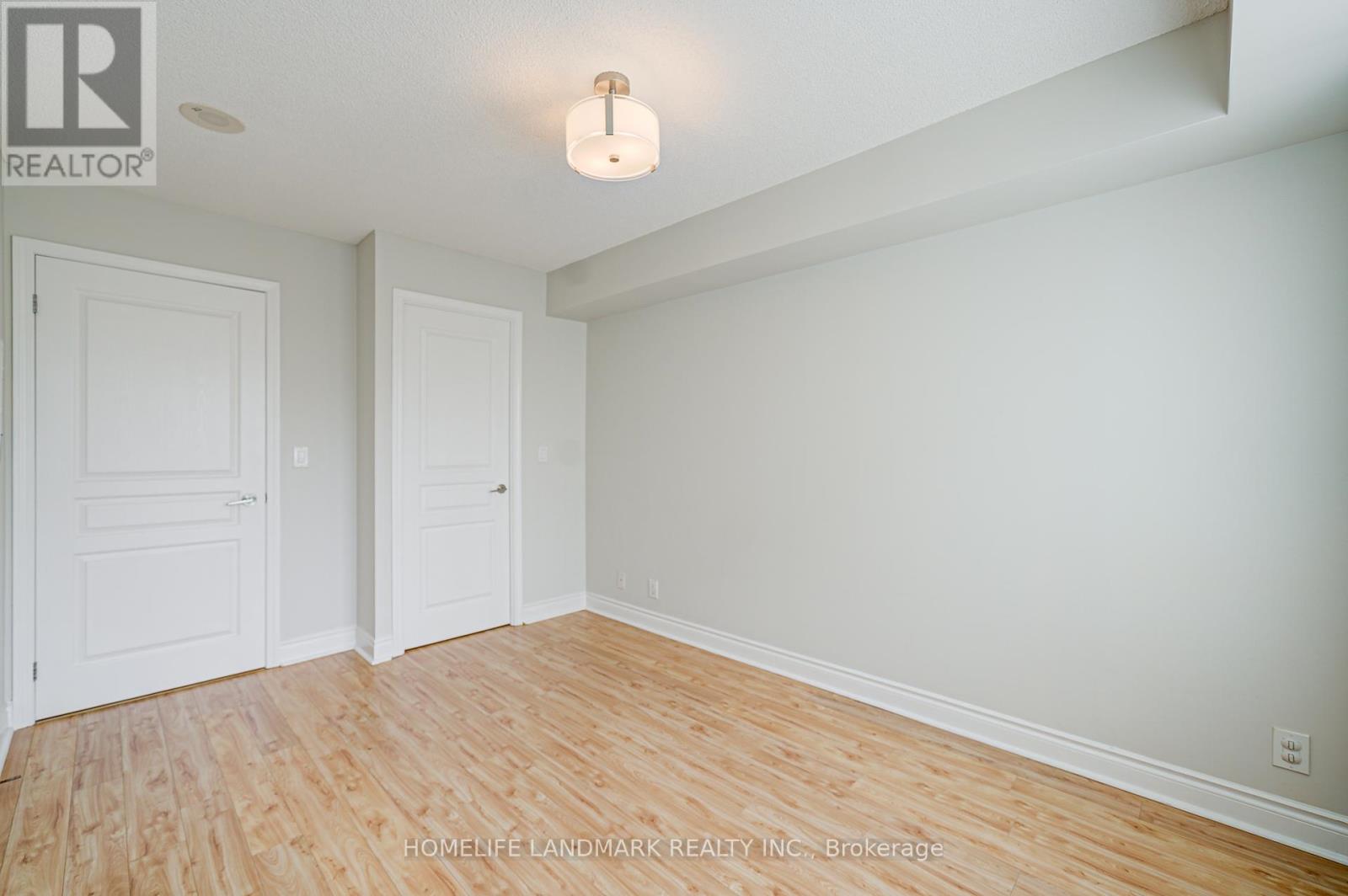 Photo 9 of 311 75 South Town Centre Boulevard, Markham ON