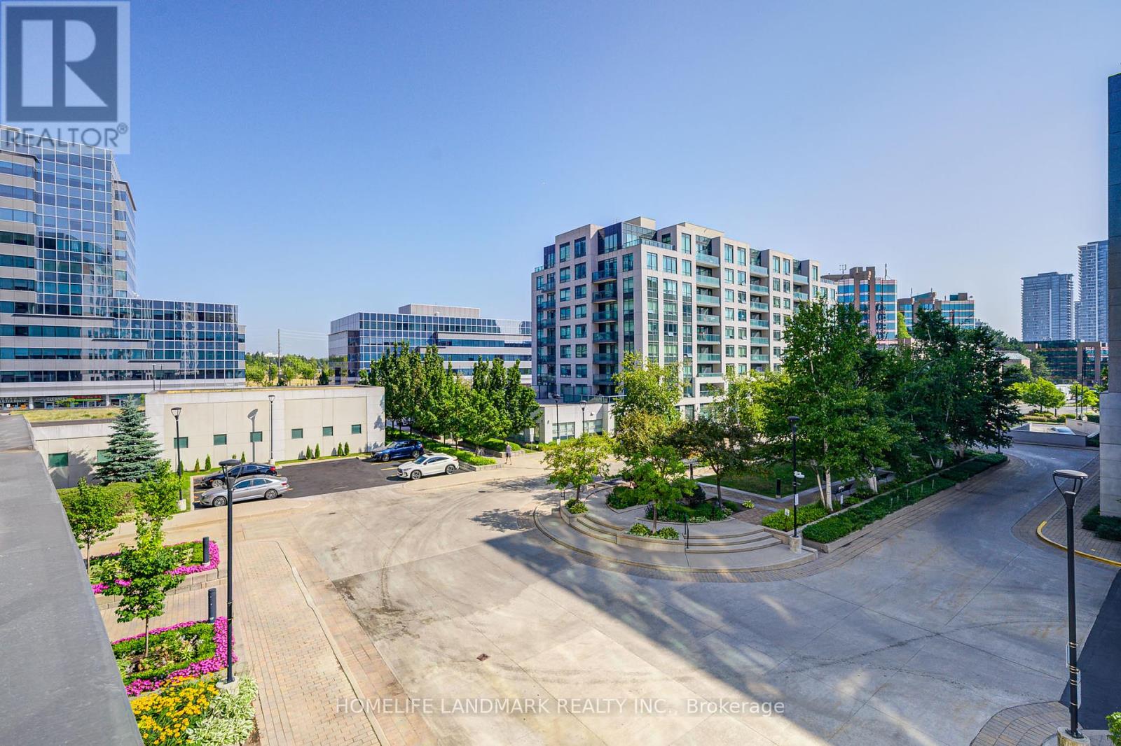 Photo 10 of 311 75 South Town Centre Boulevard, Markham ON