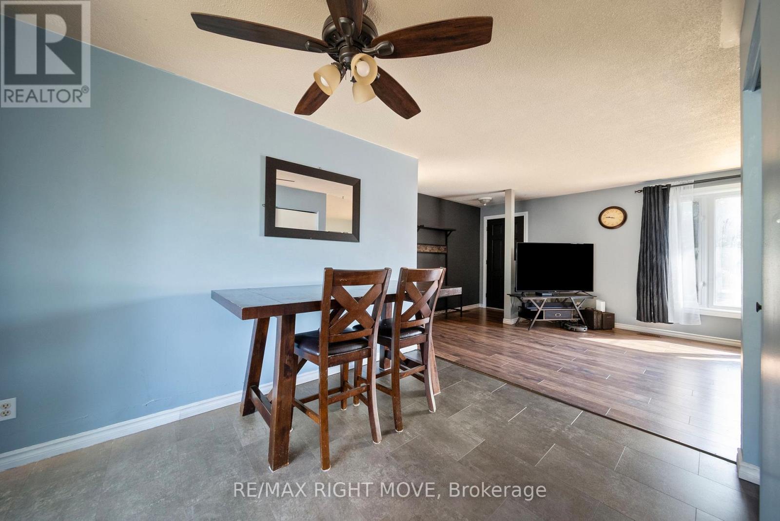 Photo 15 of 3 Westmount Drive N, Orillia ON