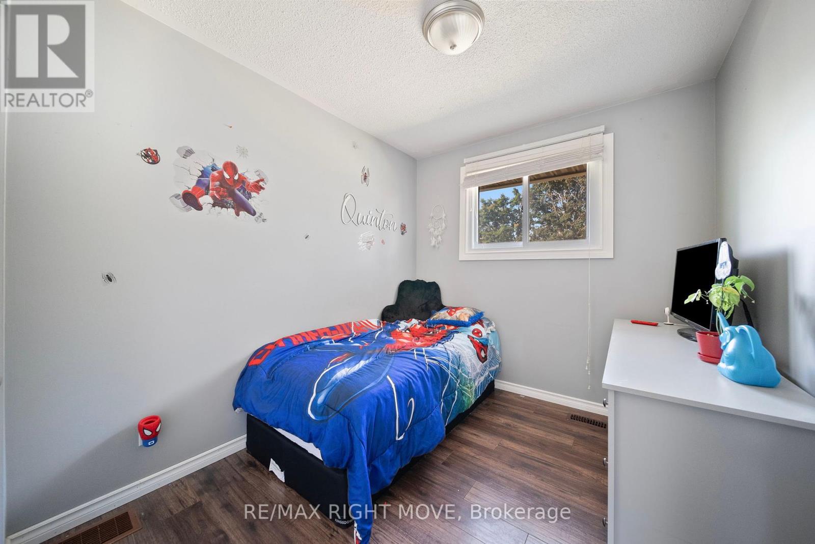 Photo 20 of 3 Westmount Drive N, Orillia ON