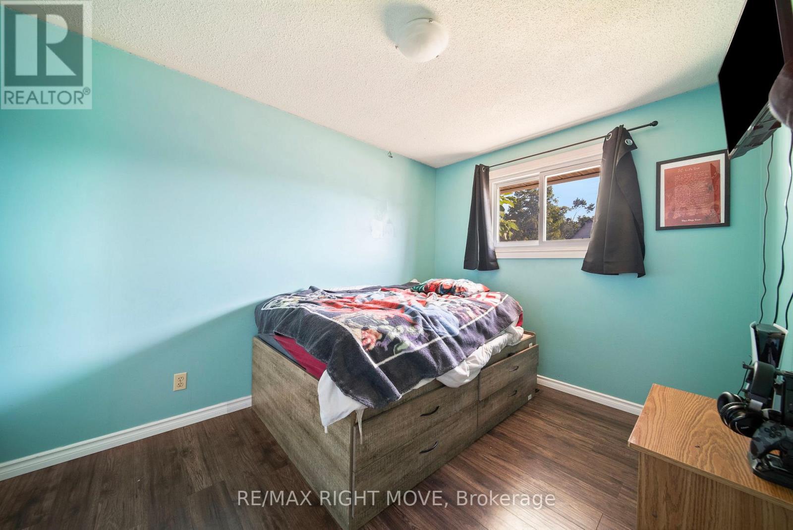 Photo 13 of 3 Westmount Drive N, Orillia ON