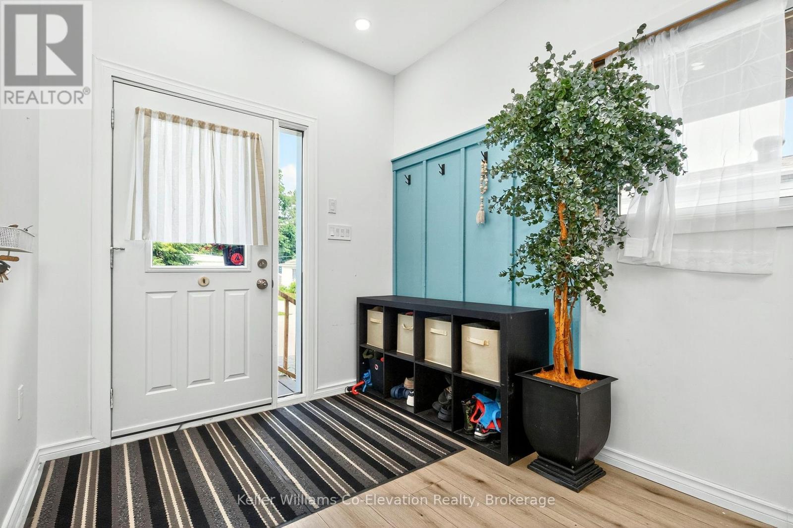 Photo 3 of 19 Vics Road, Midland ON