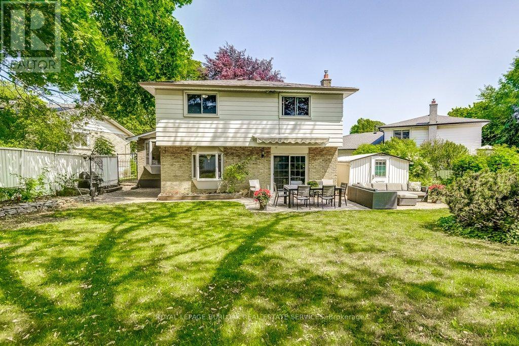 Photo 32 of 652 Auburn Crescent, Burlington ON