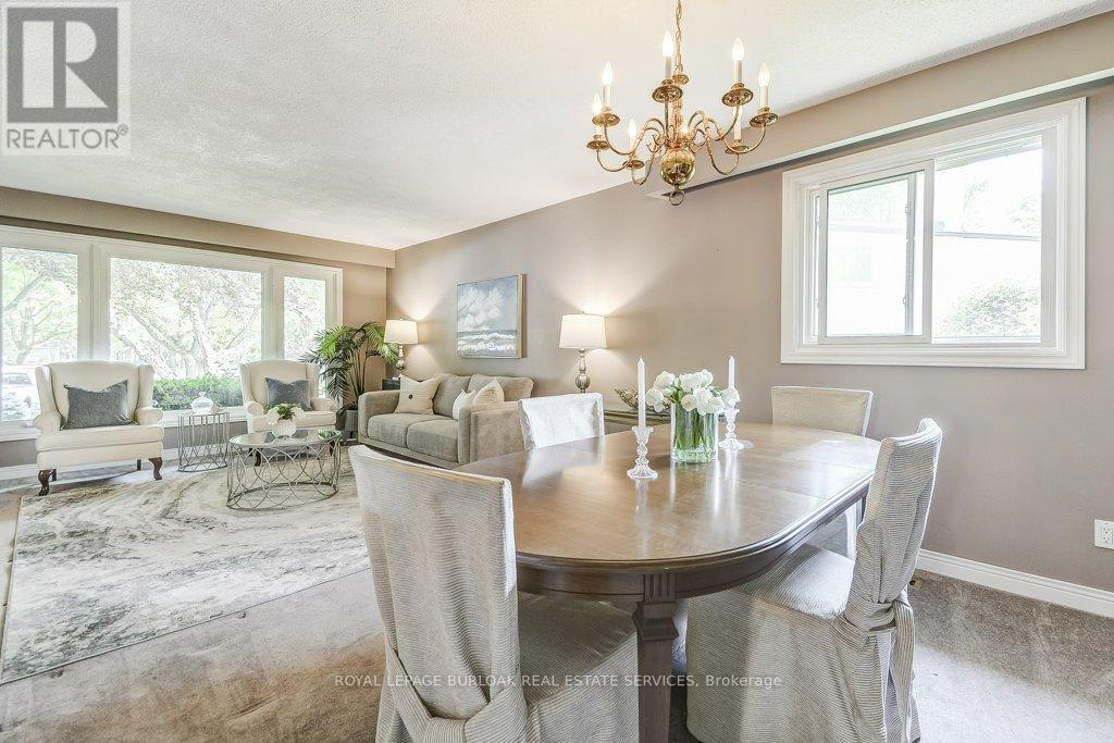 Photo 7 of 652 Auburn Crescent, Burlington ON