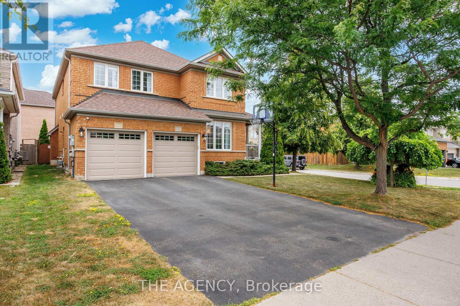 Photo 27 of 1 Applegrove Court, Brampton ON