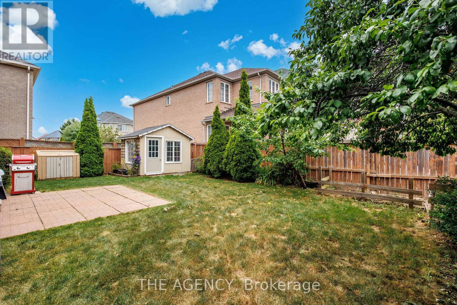 Photo 17 of 1 Applegrove Court, Brampton ON