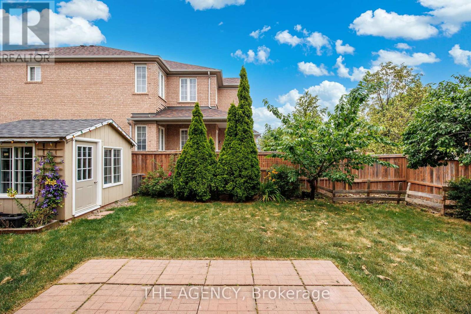 Photo 19 of 1 Applegrove Court, Brampton ON