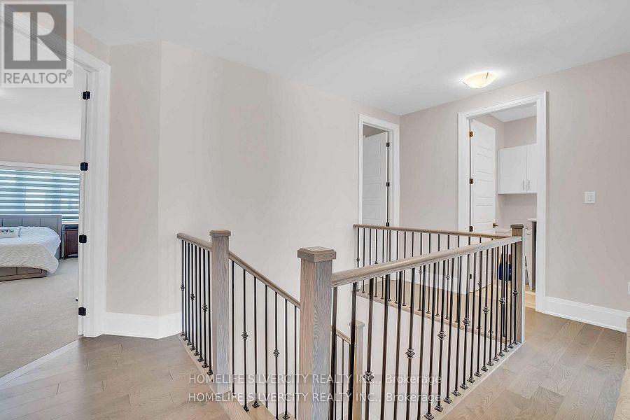 Photo 37 of 43 Michener Drive, Brampton ON