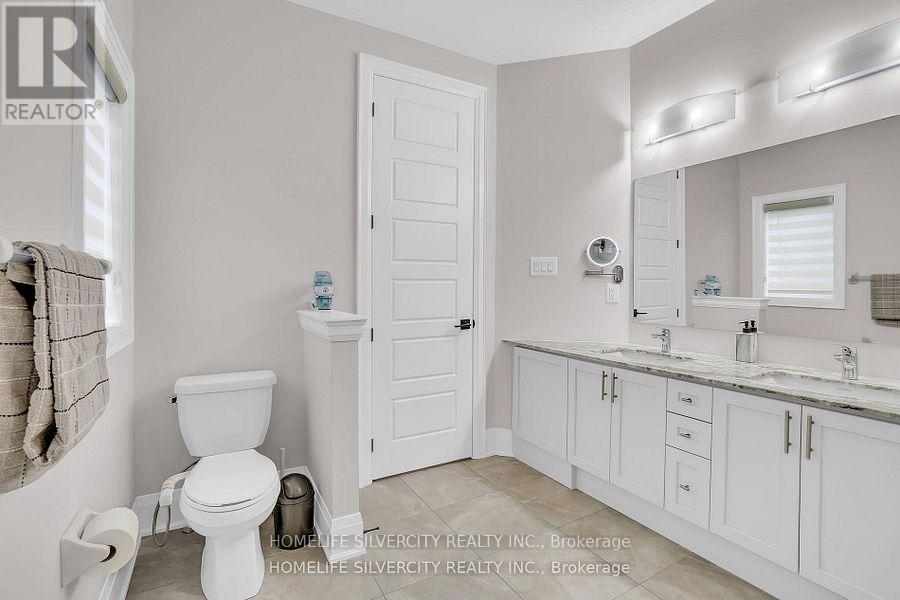 Photo 9 of 43 Michener Drive, Brampton ON