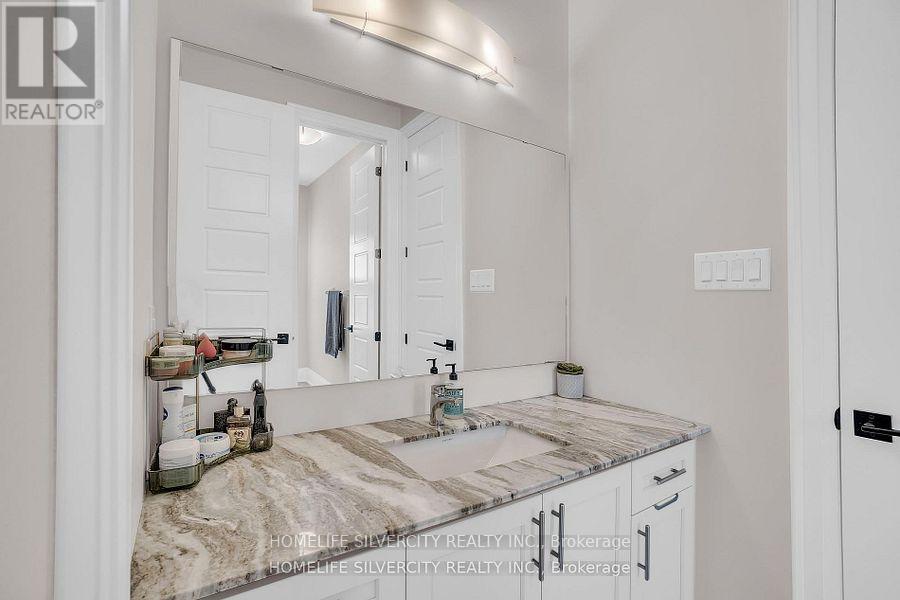 Photo 31 of 43 Michener Drive, Brampton ON