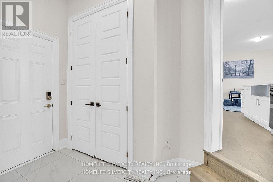 Photo 2 of 43 Michener Drive, Brampton ON
