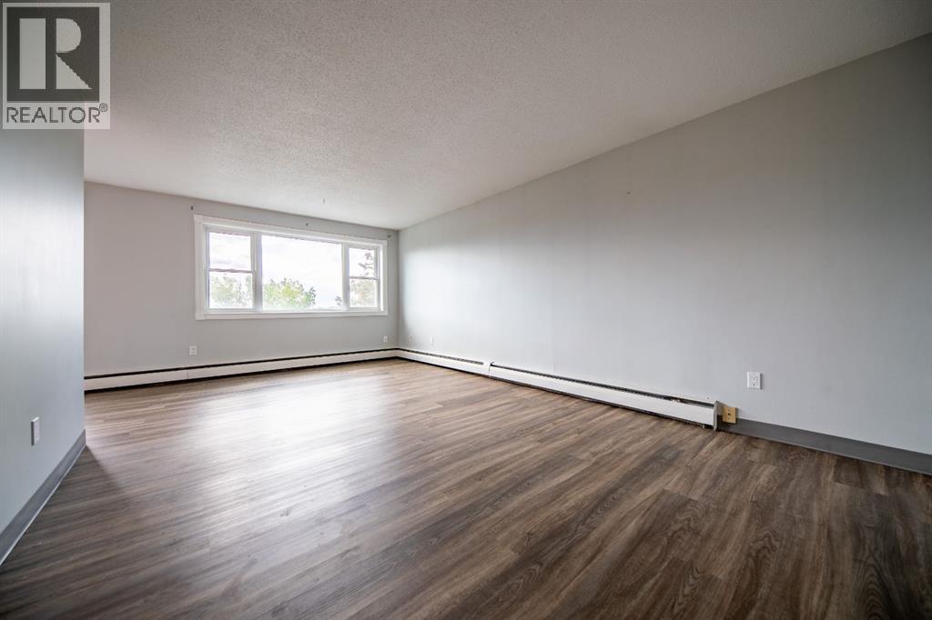 Photo 9 of 405 10230 106 Avenue, Grande Prairie AB