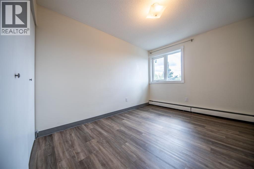 Photo 6 of 405 10230 106 Avenue, Grande Prairie AB