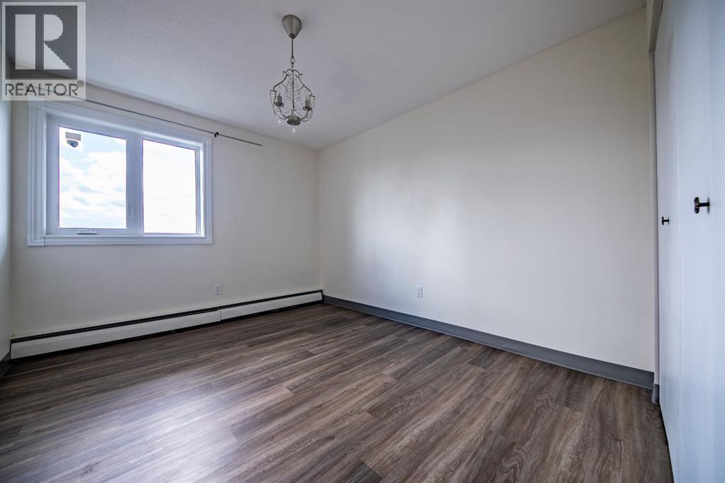 Photo 2 of 405 10230 106 Avenue, Grande Prairie AB