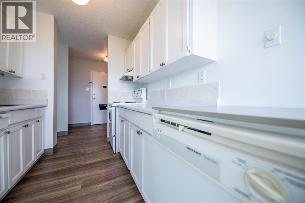 Photo 4 of 405 10230 106 Avenue, Grande Prairie AB