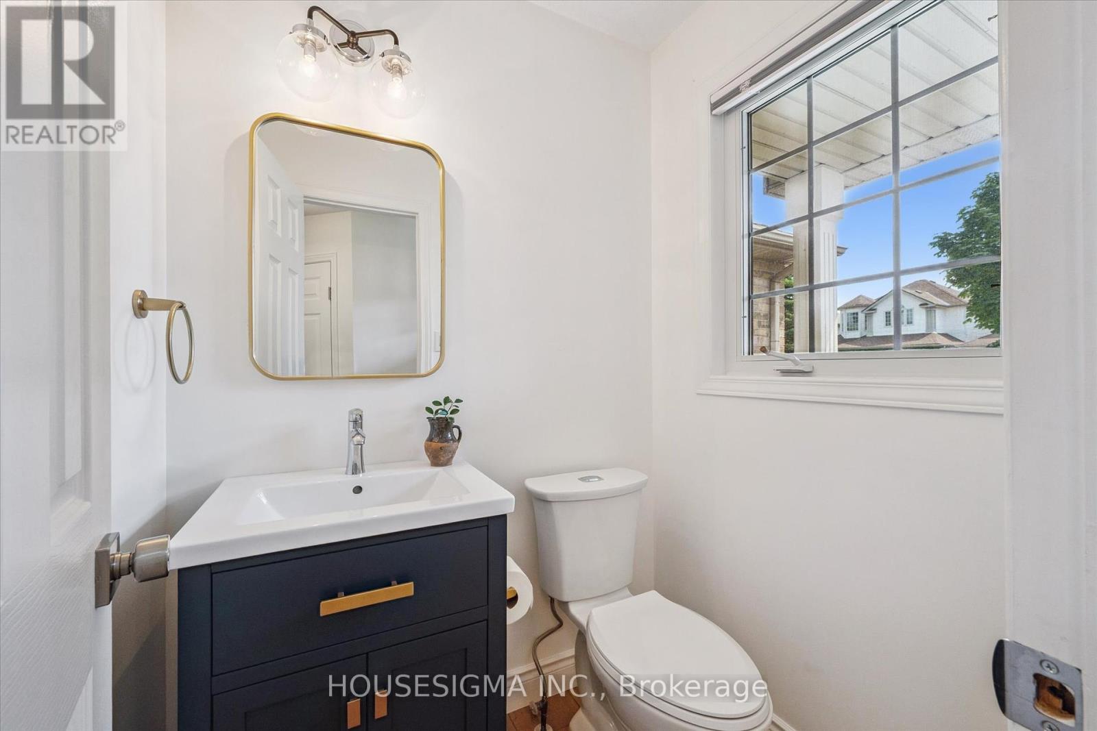 Photo 14 of 47 Marsh Crescent, Guelph ON