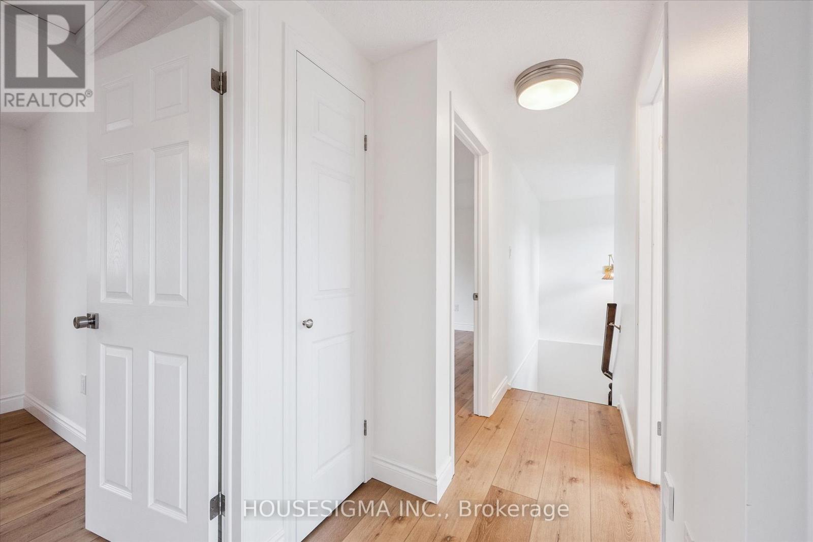 Photo 16 of 47 Marsh Crescent, Guelph ON