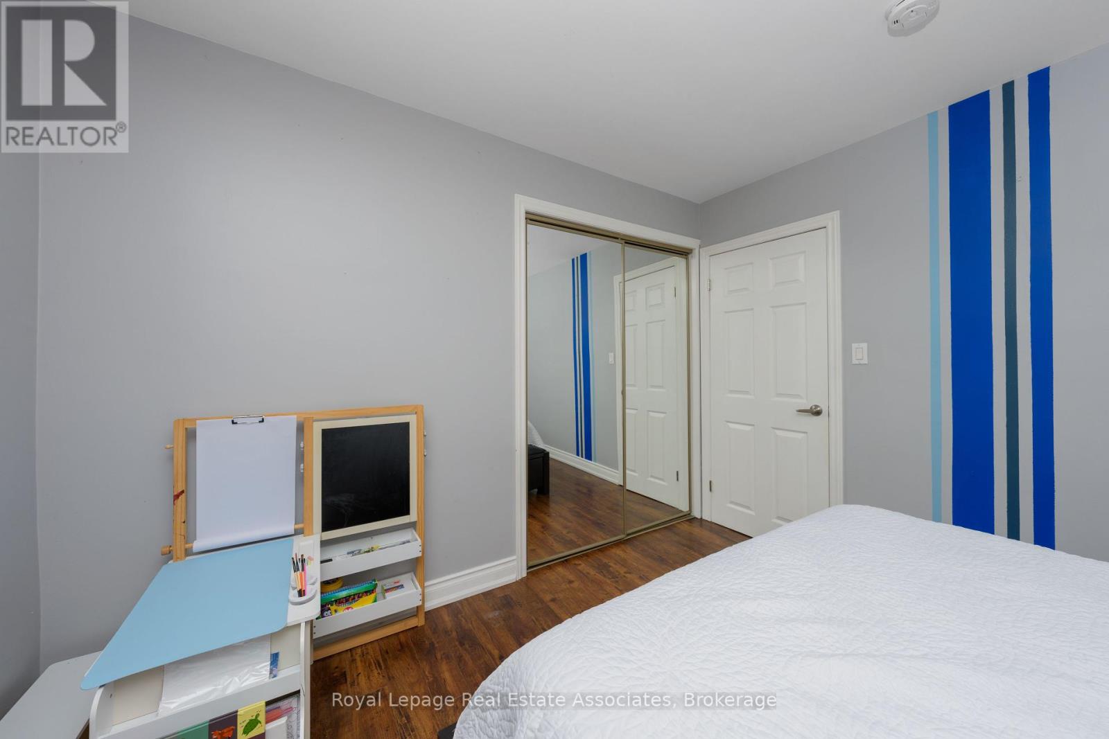 Photo 29 of 5527 Trafalgar Road, Erin ON