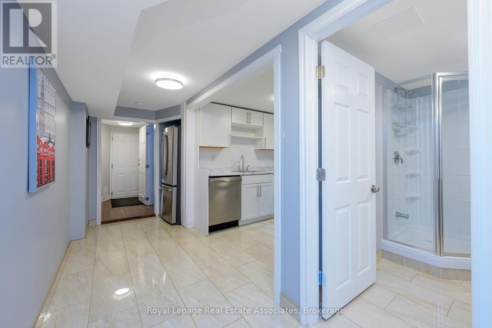 Photo 42 of 5527 Trafalgar Road, Erin ON