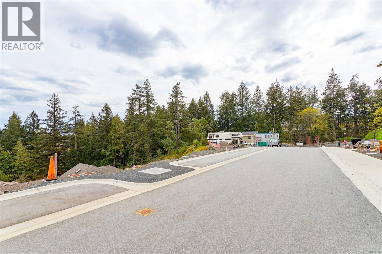Photo 4 of 2226 Archer Gate, Langford BC
