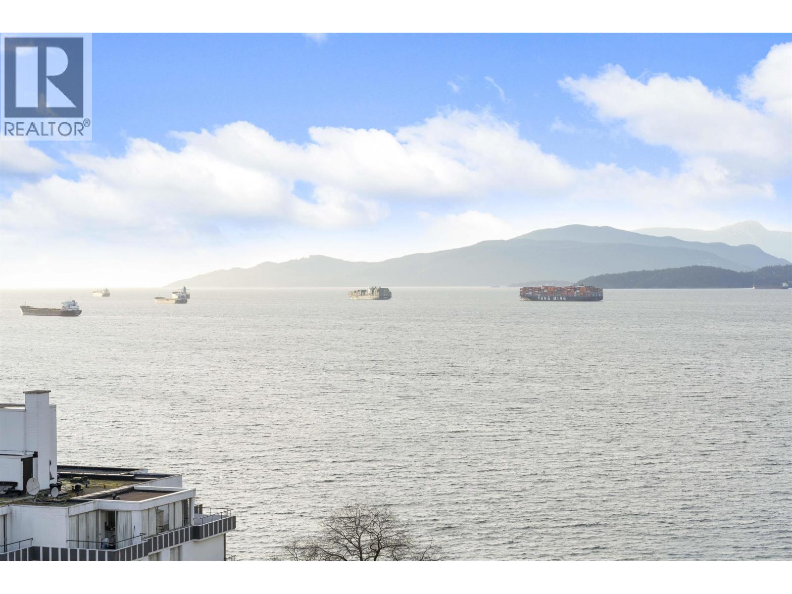 Photo 11 of 1803 1251 Cardero Street, Vancouver BC