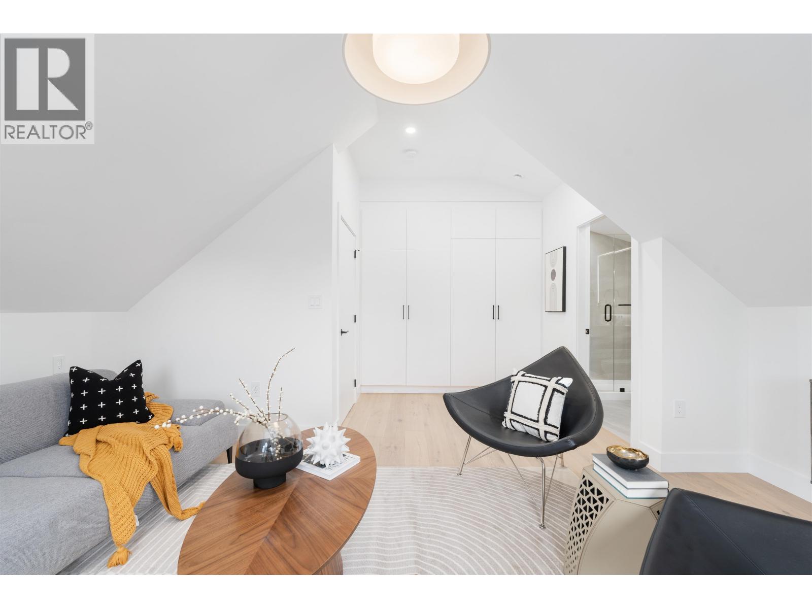 Photo 27 of 1 3118 Windsor Street, Vancouver BC