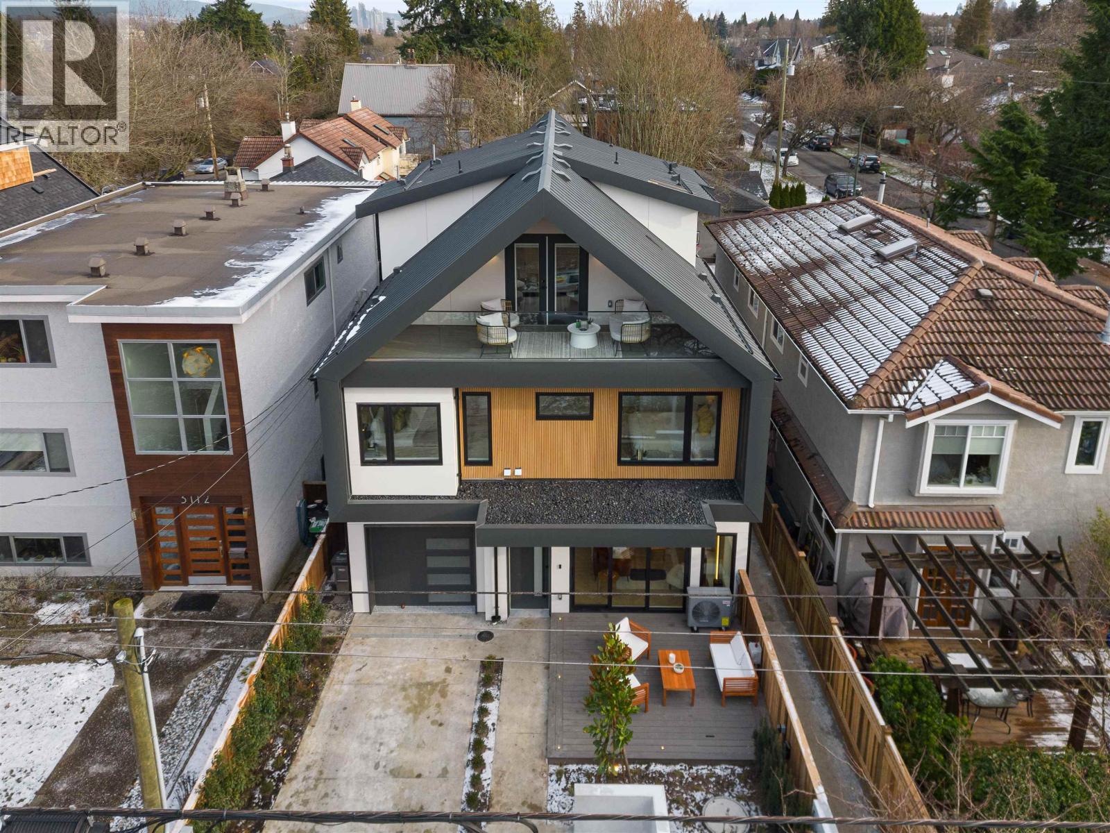 Photo 36 of 1 3118 Windsor Street, Vancouver BC