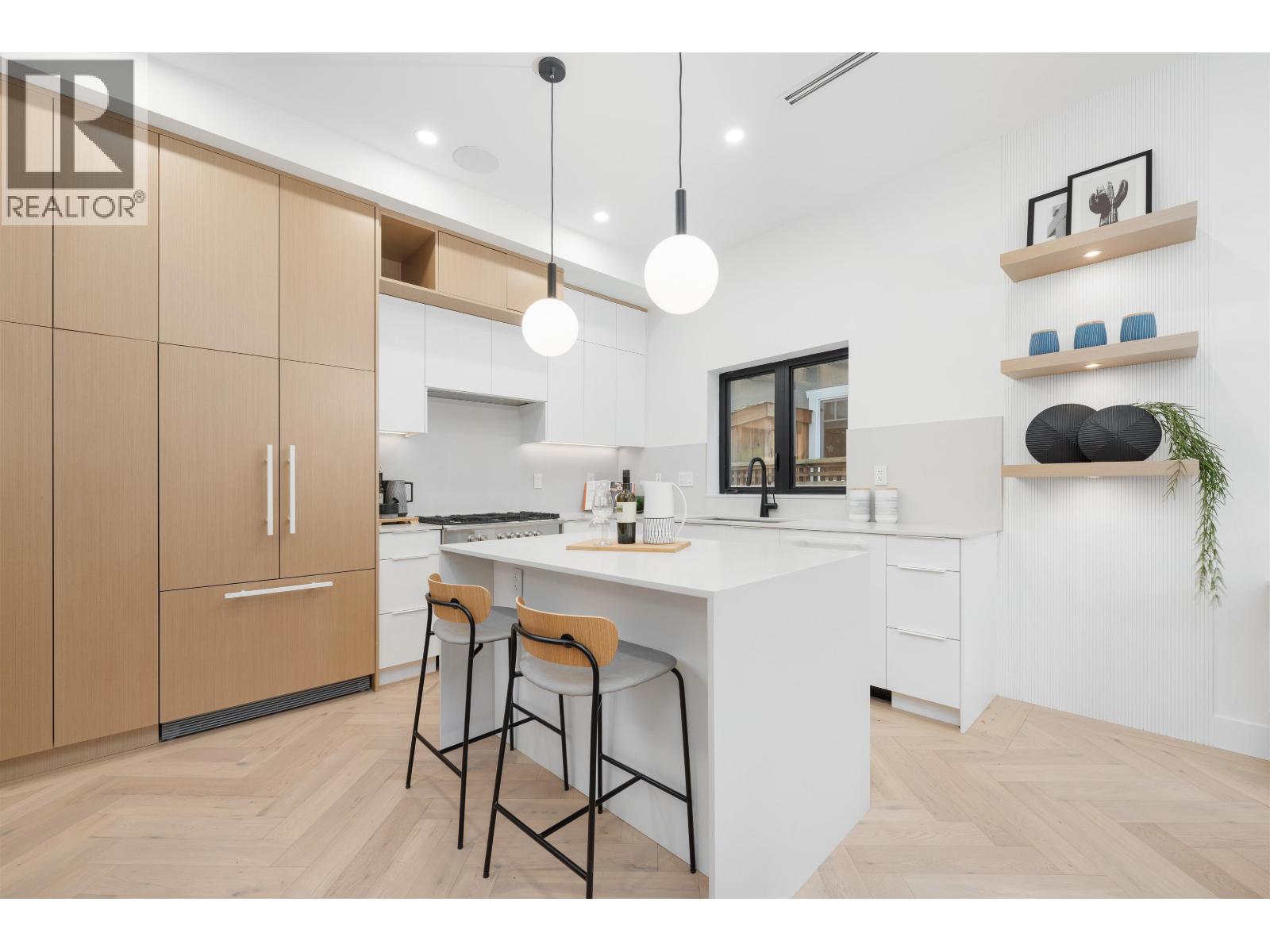 Photo 7 of 1 3118 Windsor Street, Vancouver BC