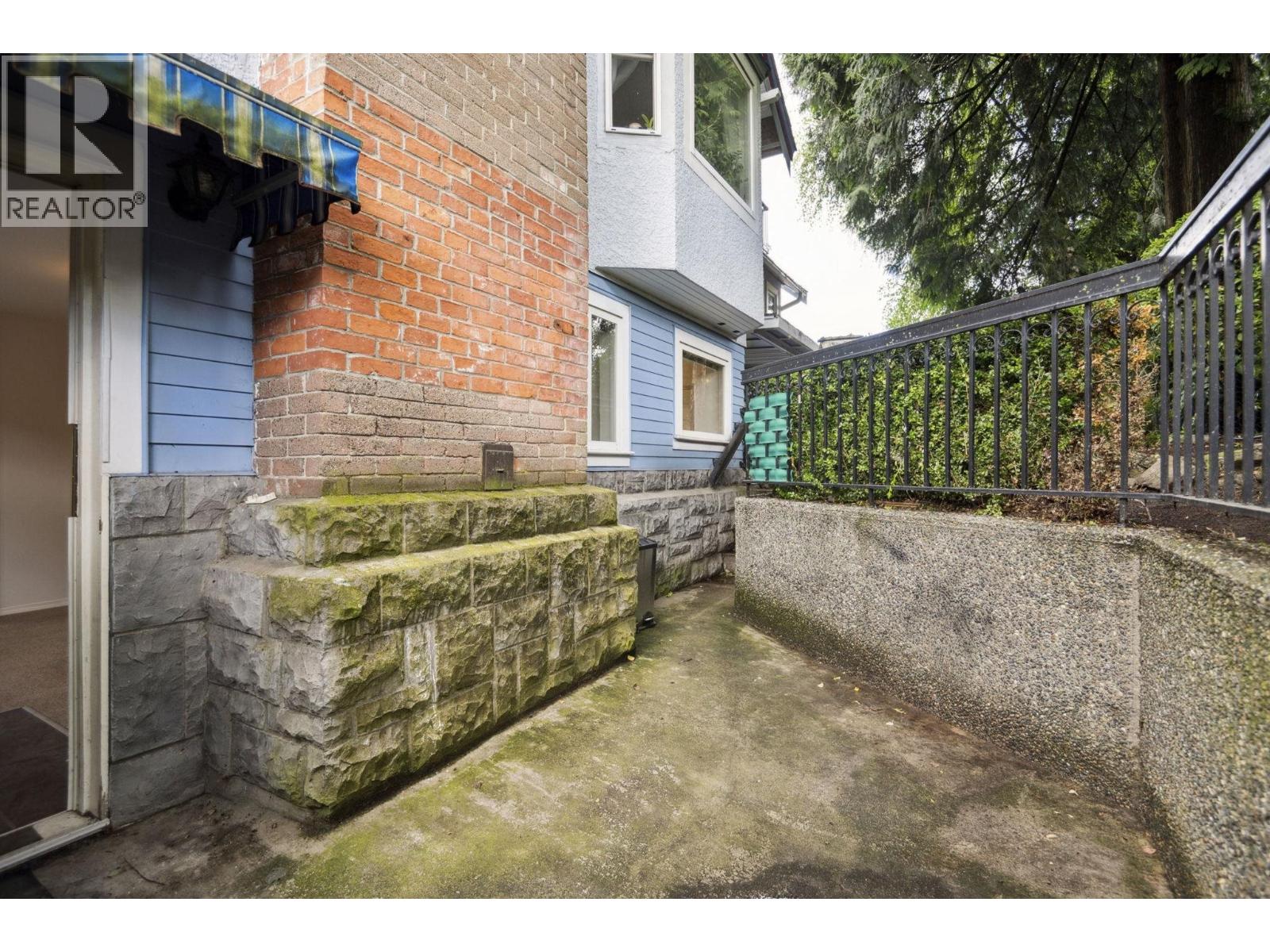 Photo 19 of 831 Second Street, New Westminster BC