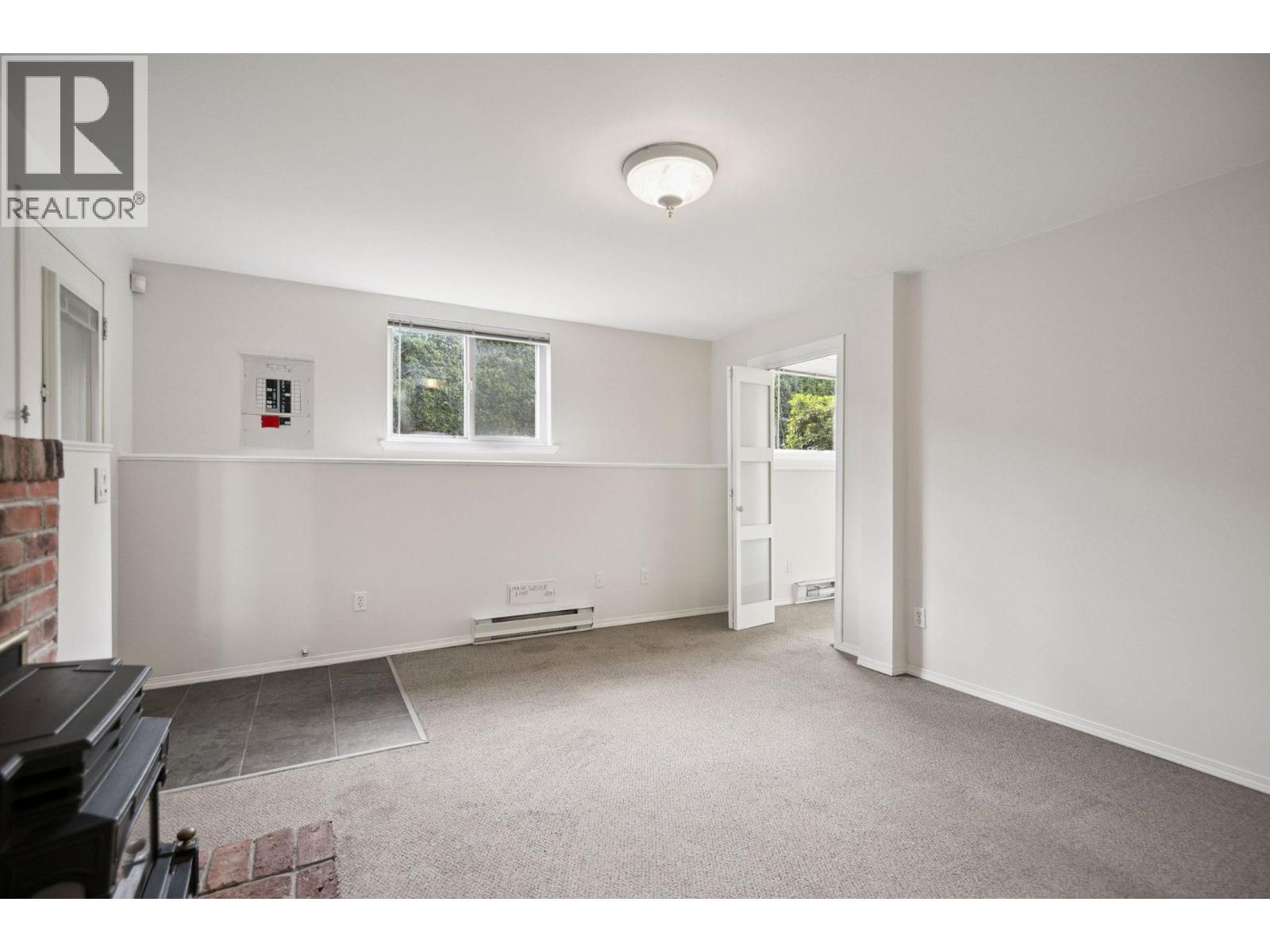 Photo 29 of 831 Second Street, New Westminster BC