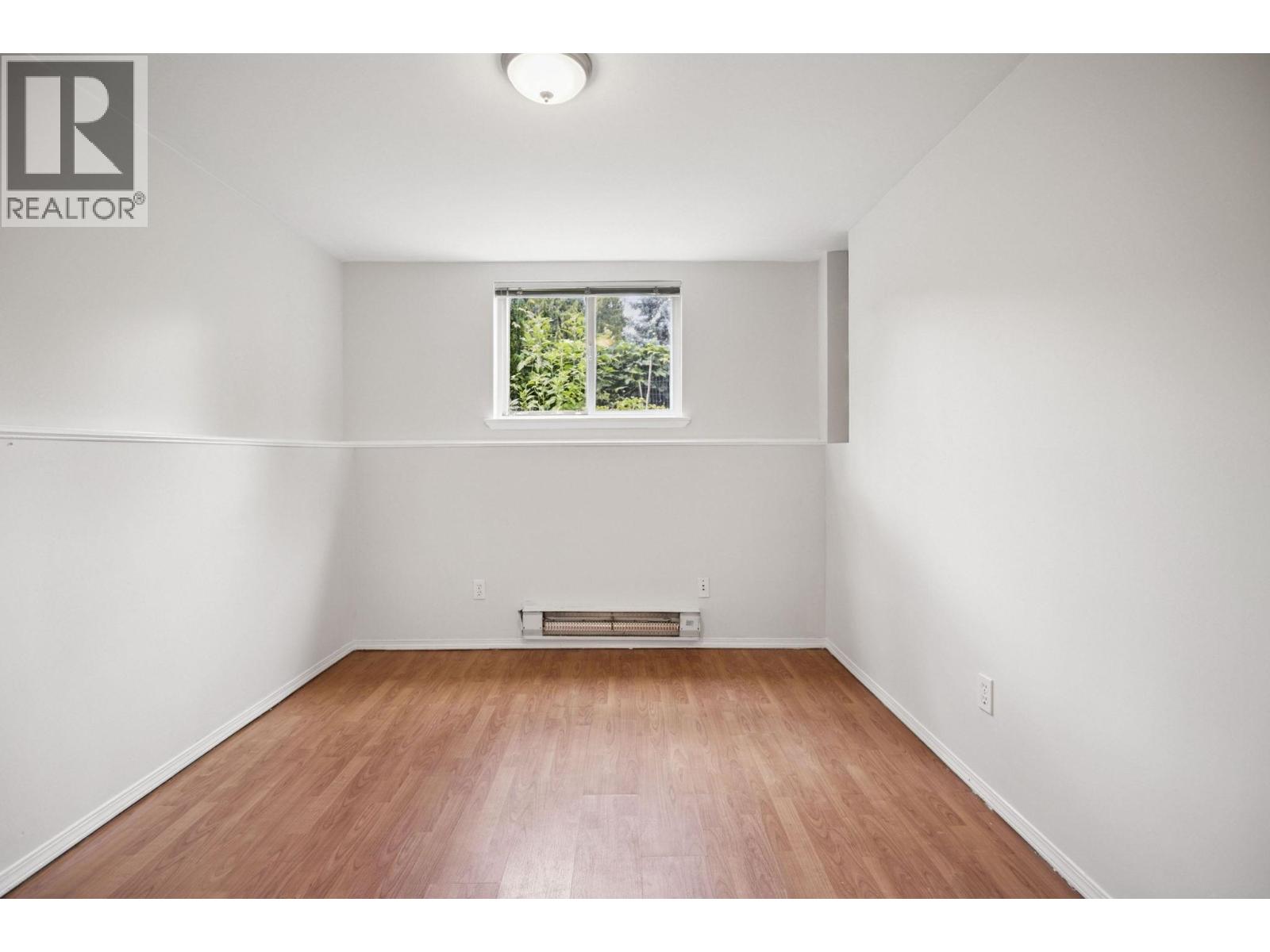 Photo 8 of 831 Second Street, New Westminster BC