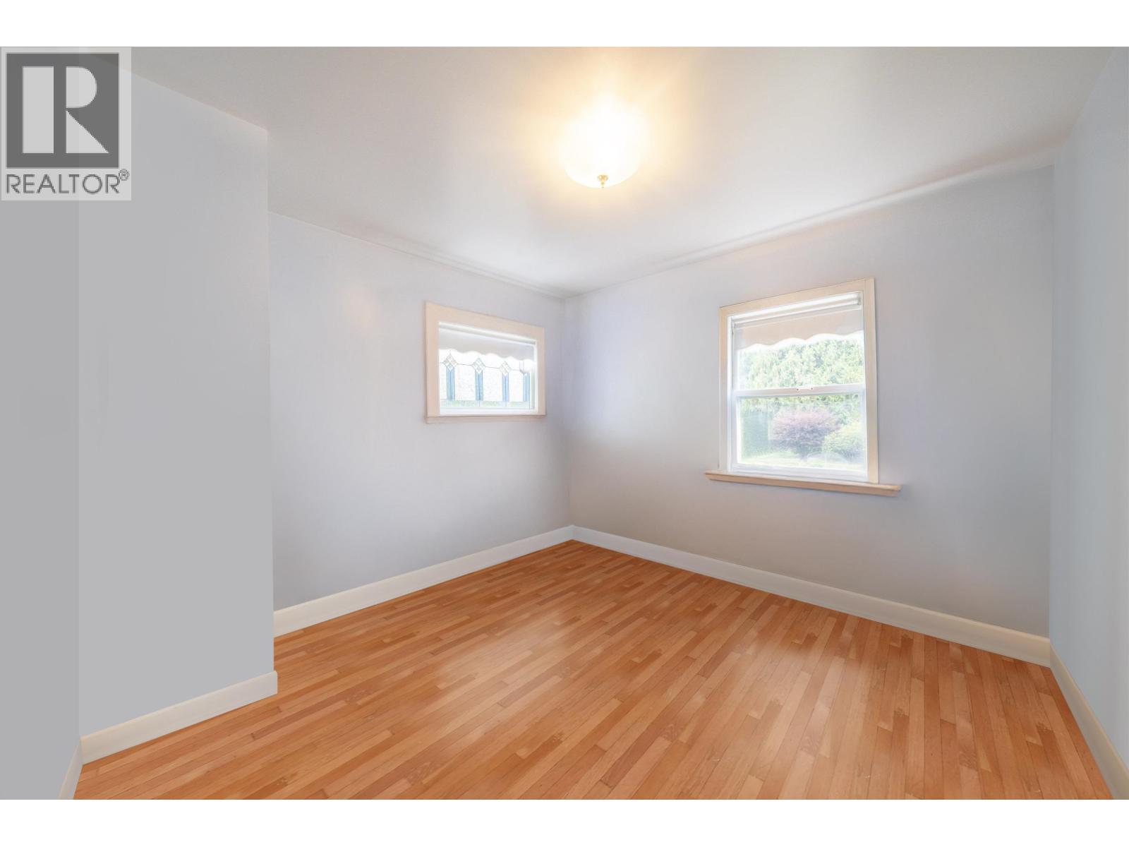 Photo 1 of 831 Second Street, New Westminster BC