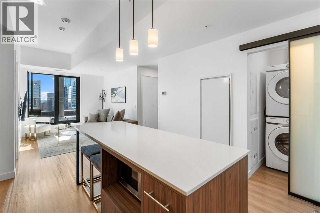 Single Family House for Sale in    Avenue SW Eau Claire Calgary 