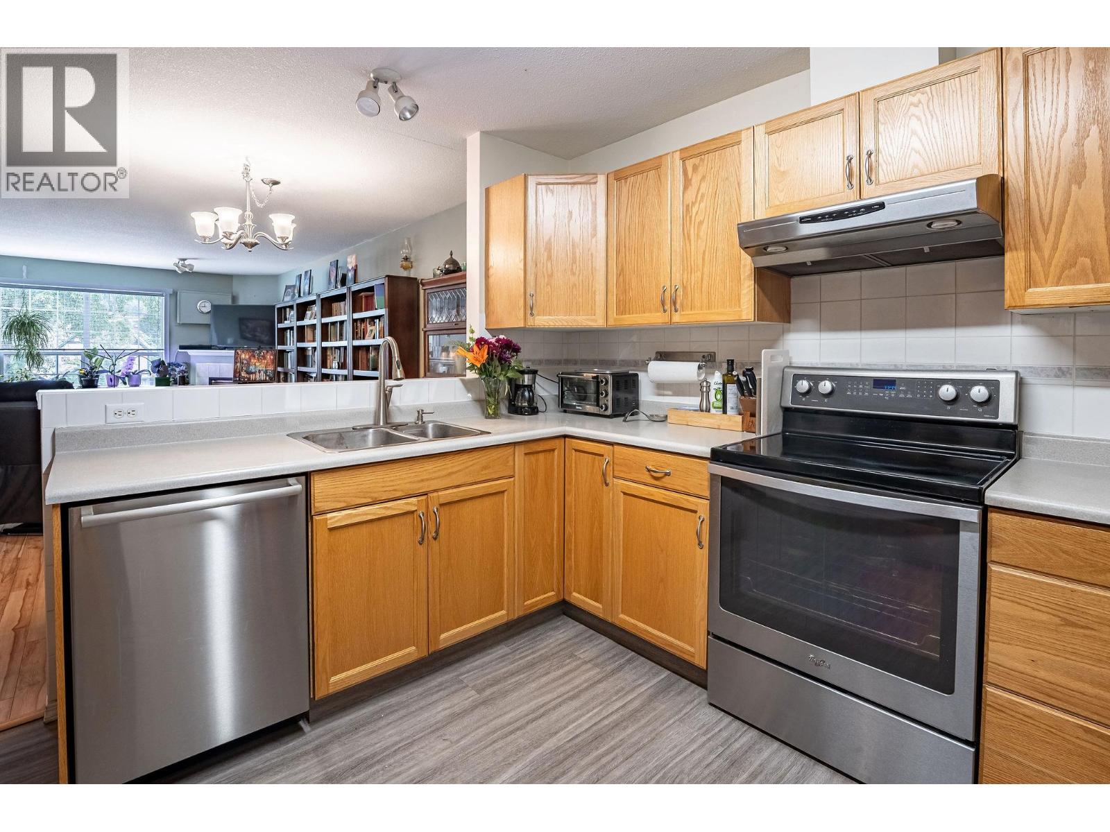 311 Sixth Street E Unit# 205, Revelstoke