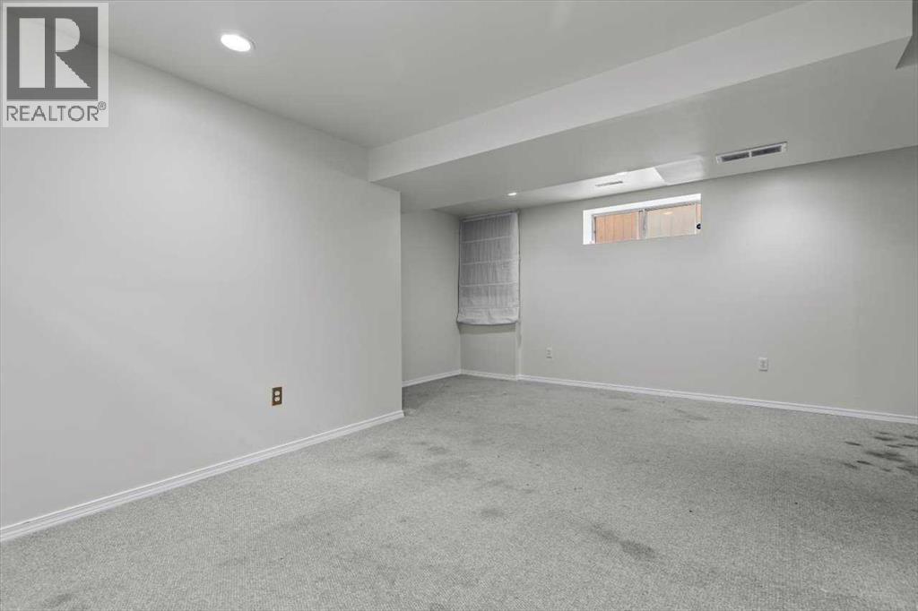 Photo 39 of 911 Arbour Lake Road Nw, Calgary AB