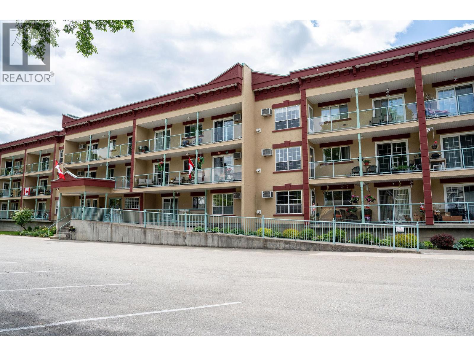311 Sixth Street E Unit# 205, Revelstoke