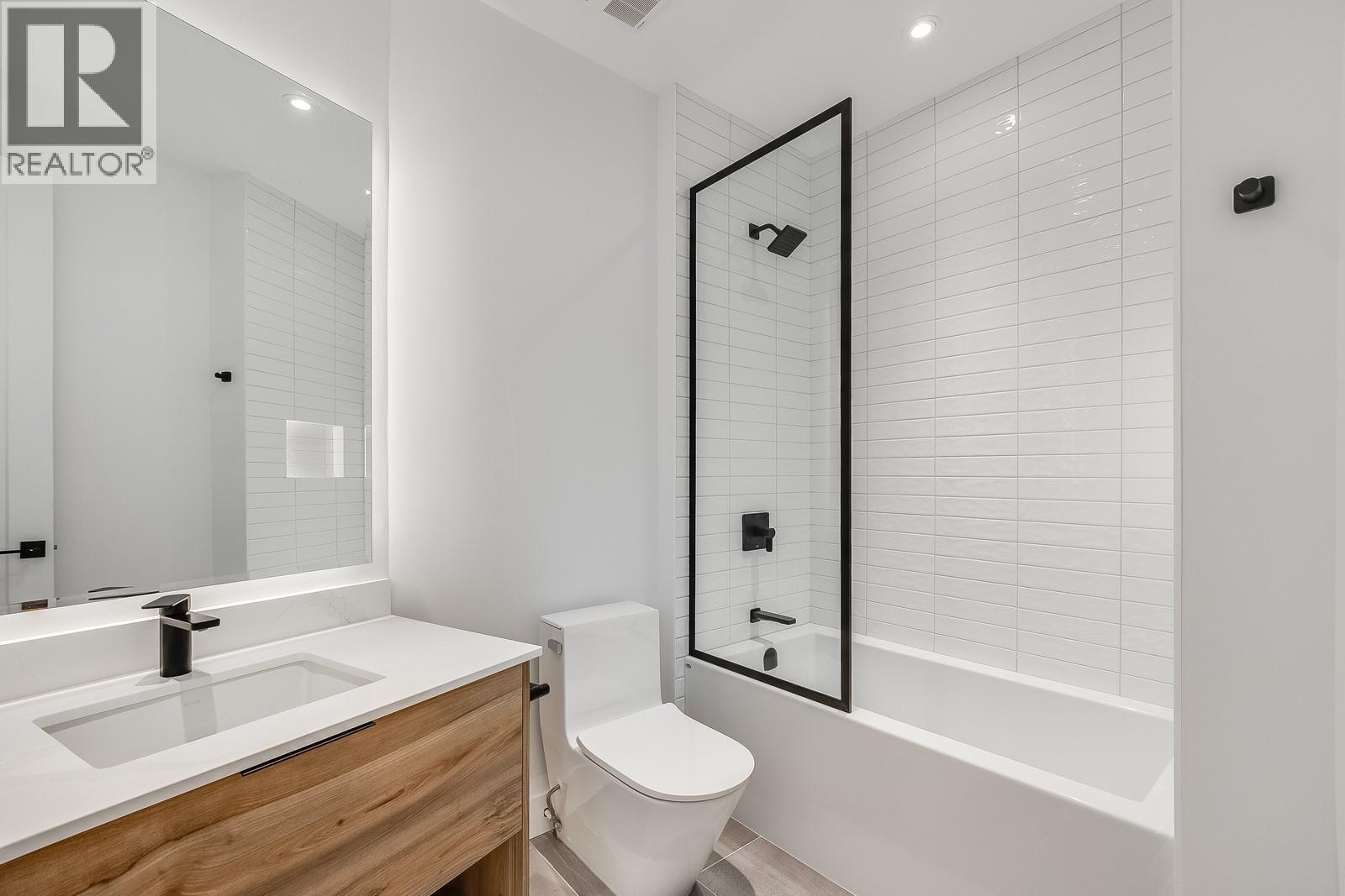  1122 Pearcy Court, Kelowna