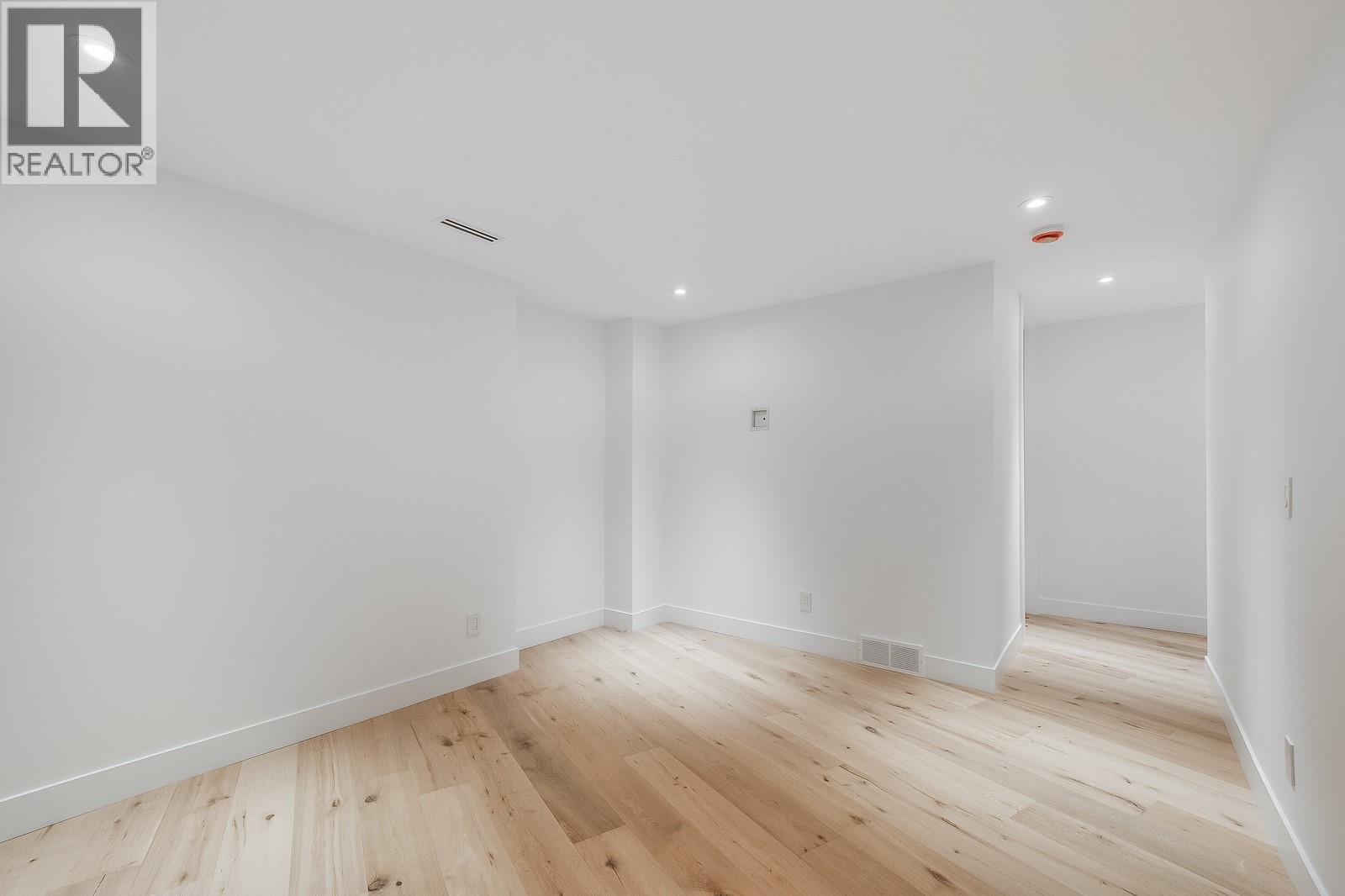  1122 Pearcy Court, Kelowna