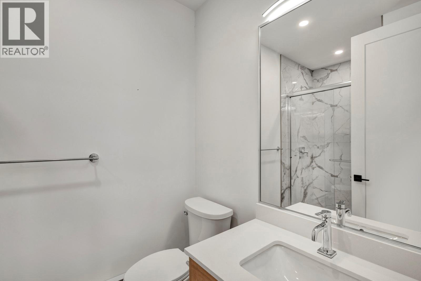  1122 Pearcy Court, Kelowna