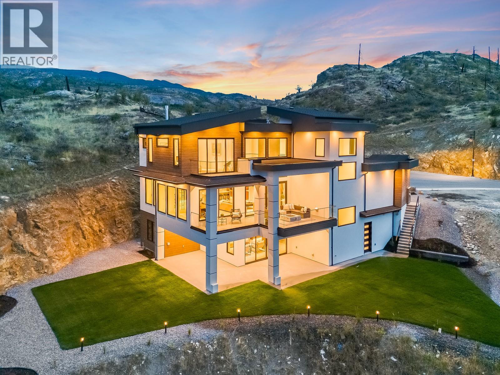  1122 Pearcy Court, Kelowna