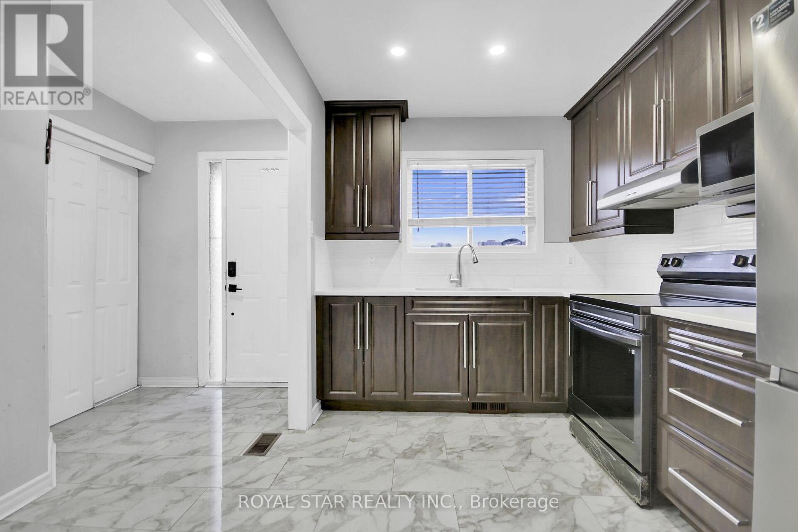 Photo 16 of 2761 Pimlico Crescent, Ottawa ON