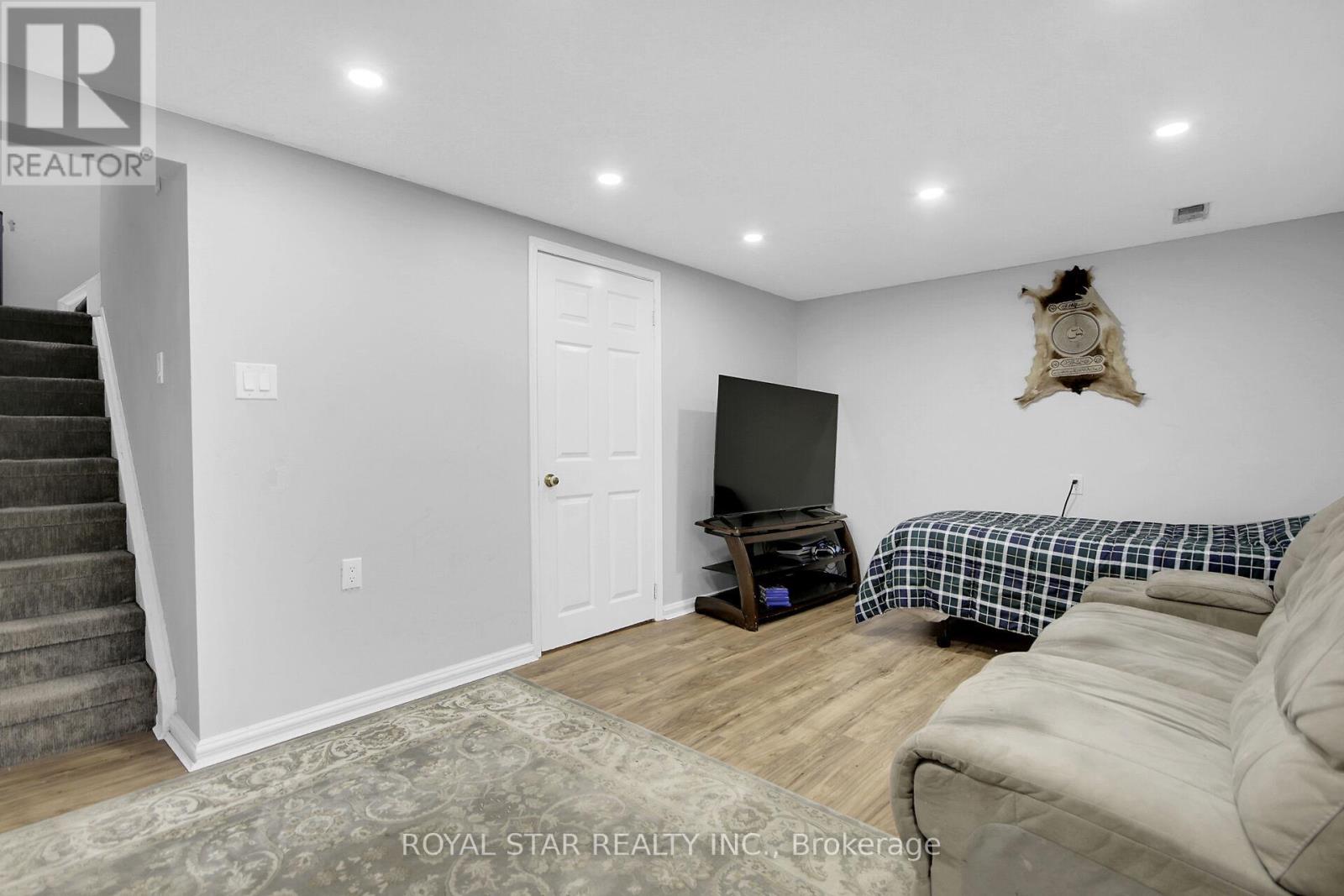 Photo 32 of 2761 Pimlico Crescent, Ottawa ON