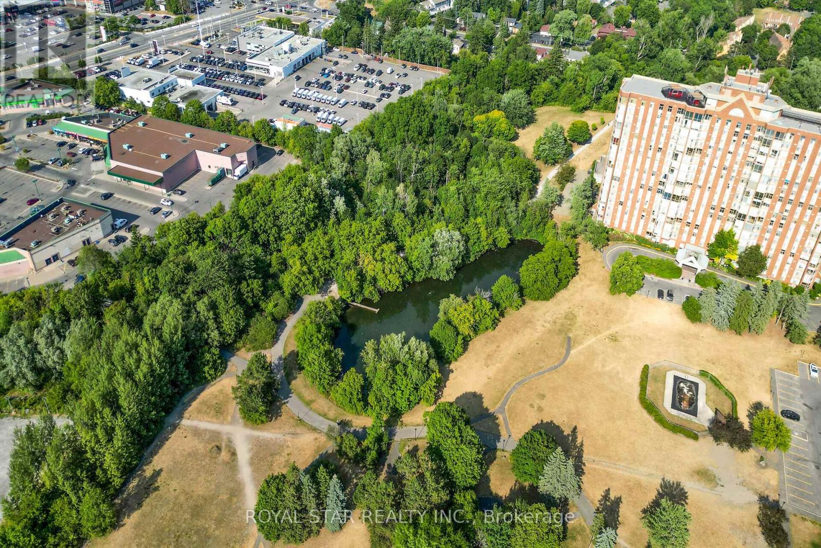 Photo 10 of 2761 Pimlico Crescent, Ottawa ON
