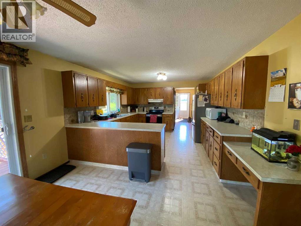 Photo 10 of 344066 Range Road 45, Rural Mountain View County AB