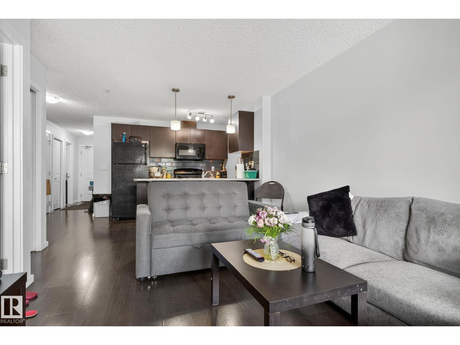 Photo 18 of 209 3353 16 A Av Nw Nw, Edmonton AB
