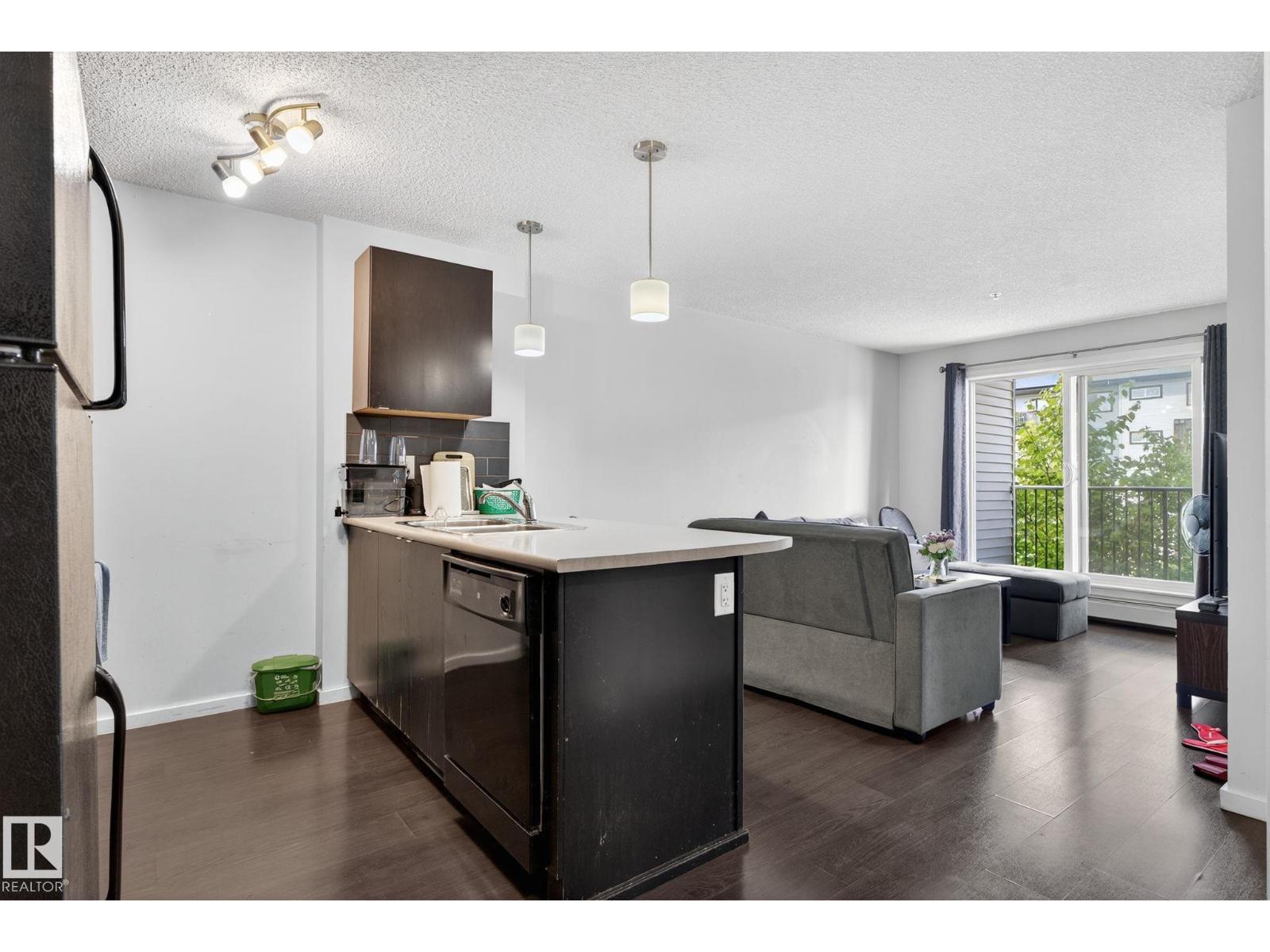 Photo 23 of 209 3353 16 A Av Nw Nw, Edmonton AB