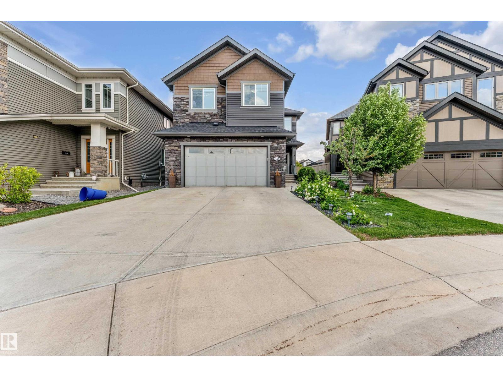 Photo 1 of 3628 Keswick Bv Sw, Edmonton AB