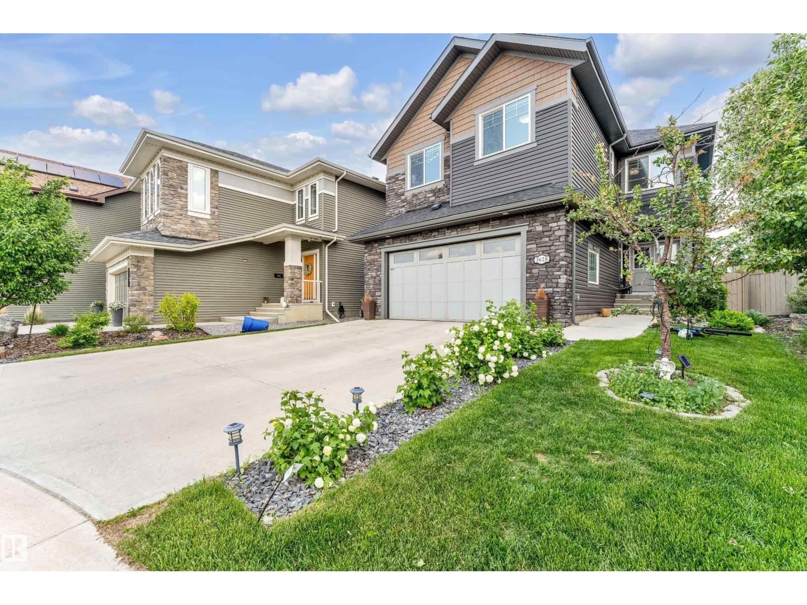 Photo 4 of 3628 Keswick Bv Sw, Edmonton AB
